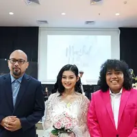 Menikah dengan Cesen Eks JKT48, Ini 6 Potret Marshel Widianto Jadi Suami Siaga (Sumber: Instagram/ceseniy)