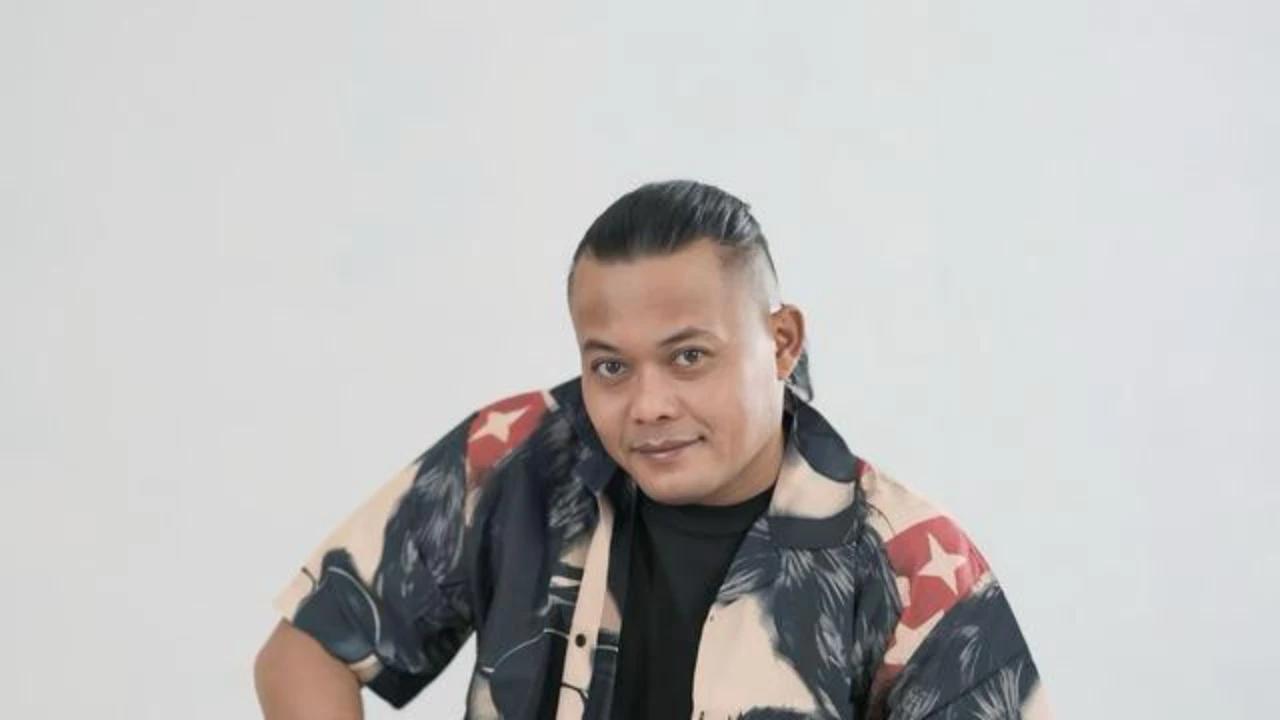 Sule Beri Nasihat Kesehatan untuk Nathalie Holscher saat Umrah Bareng Anak