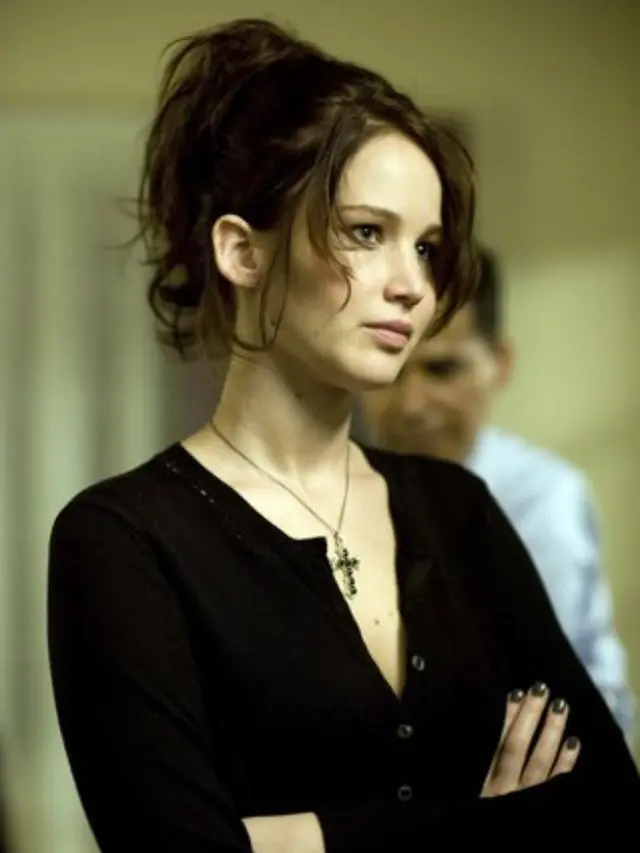 Tampilan Jennifer Lawrence di film Silver Linings Playbook