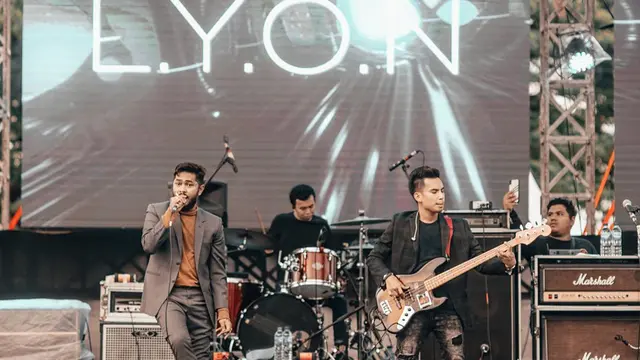 Lyon, Project Band Niko Al Hakim, Onadio Leonardo, dan Rudy.