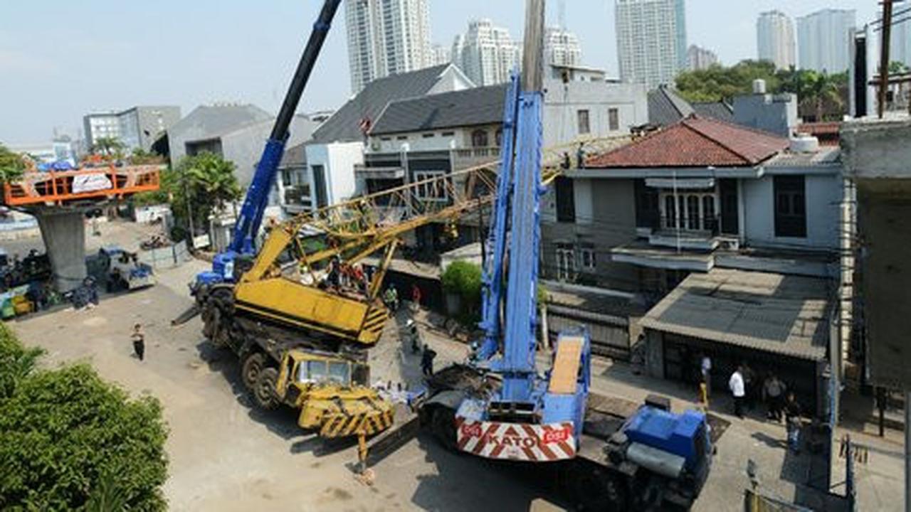 Bina Marga bantah crane tak layak pakai tapi karena human error
