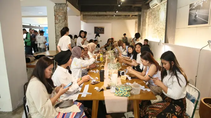 [Fimela] Fimelahood x Lekat