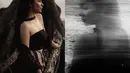Ariel Tatum menutup 2024 dengan menunjukkan kecintaannya akan budaya Indonesia, khusunya Batik [@arieltatum]