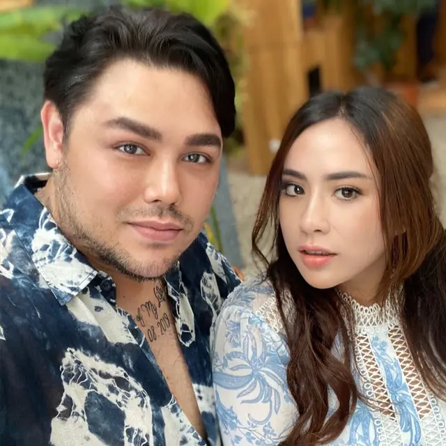 6 Potret Persahabatan Ivan Gunawan dan Maharani Kemala, Dikabarkan Saling Sindir