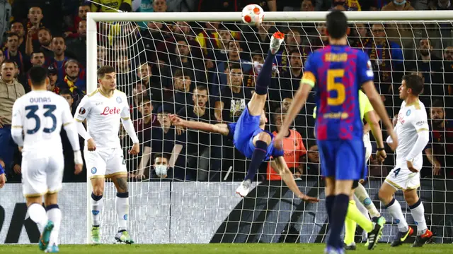 FOTO: Barcelona Ditahan Imbang Napoli di Liga Europa