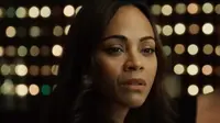 Zoe Saldana Kalahkan Ariana Grande di Critics Choice Awards 2025, Akui Emilia Perez Film Kecil