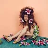 Koleksi eksklusif kolaborasi MelissaXOpening Ceremony