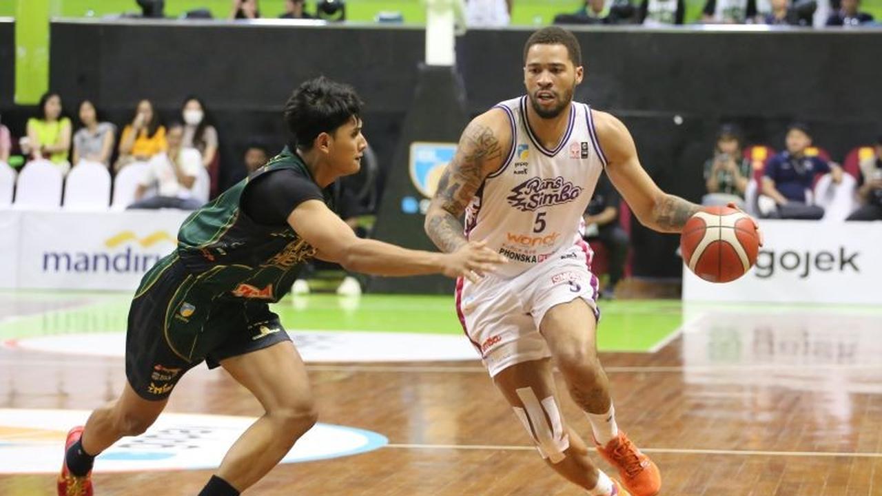 Pacific Caesar Surabaya Kesulitan Tembak dan Rebound, Takluk dari RANS Simba Bogor di IBL 2026