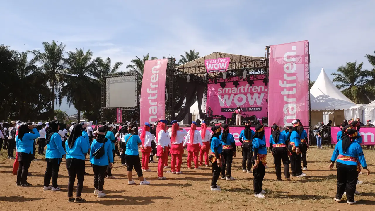 Smartfren WOW 100% Lokal Sukses Digelar di Garut