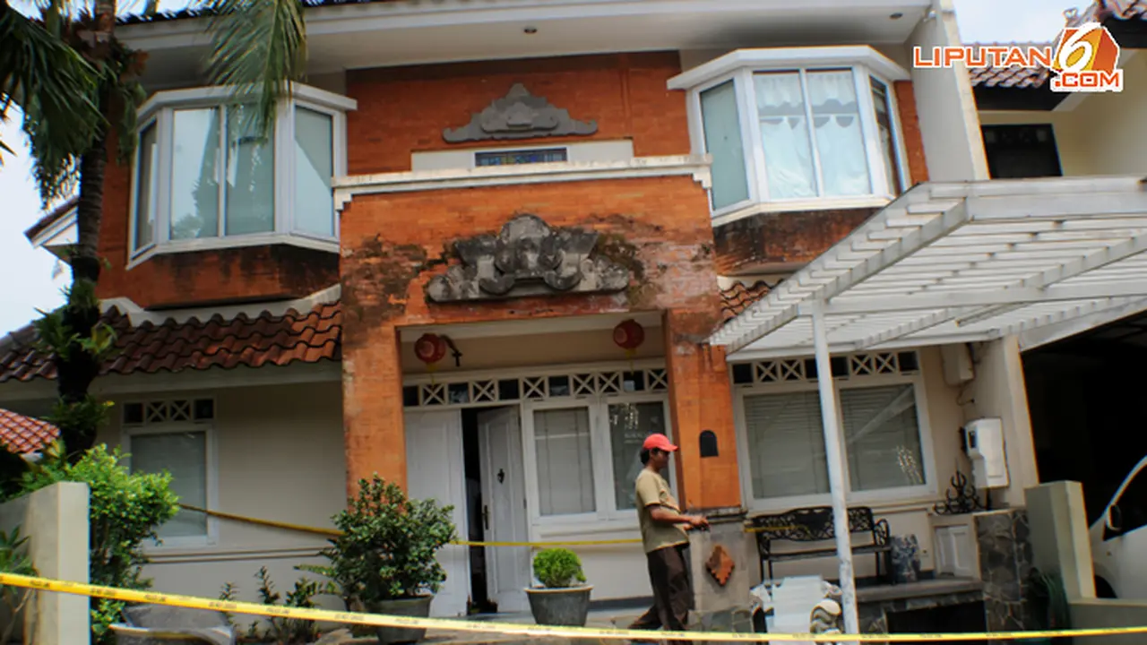 rumah-ledakan-2-130928a.jpg