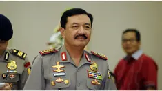  Polisi menetapkan 6 orang tersangka terkait teror bom dan penembakan di Jalan Thamrin, Jakarta Pusat Kamis pekan lalu. Dari 6 tersangka itu, 1 di antaranya merupakan alumni kelompok ISIS.