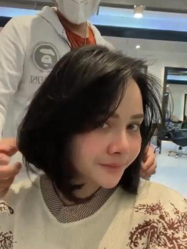 6 Potret Terbaru Mawar AFI dengan Rambut Pendek, Penampilannya Tuai Pujian