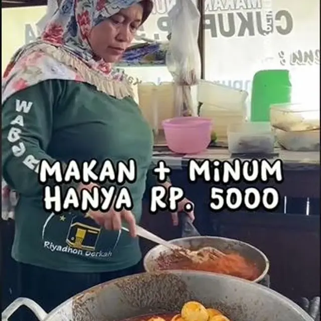 Viral Warung Makan di Surabaya, Cukup Bayar Rp5 Ribu Dapat Minuman dan Porsi Melimpah