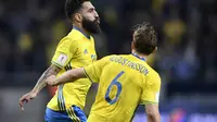 Pemain Swedia Jimmy Durmaz merayakan golnya ke gawang Prancis dalam lanjutan kualifikasi Piala Dunia 2018 Grup A. Swedia menang 2-1 di Friens Arena, Solna, Swedia, Sabtu (10/6/2017) dinihari WIB. (Marcus Ericsson/TT via AP)
