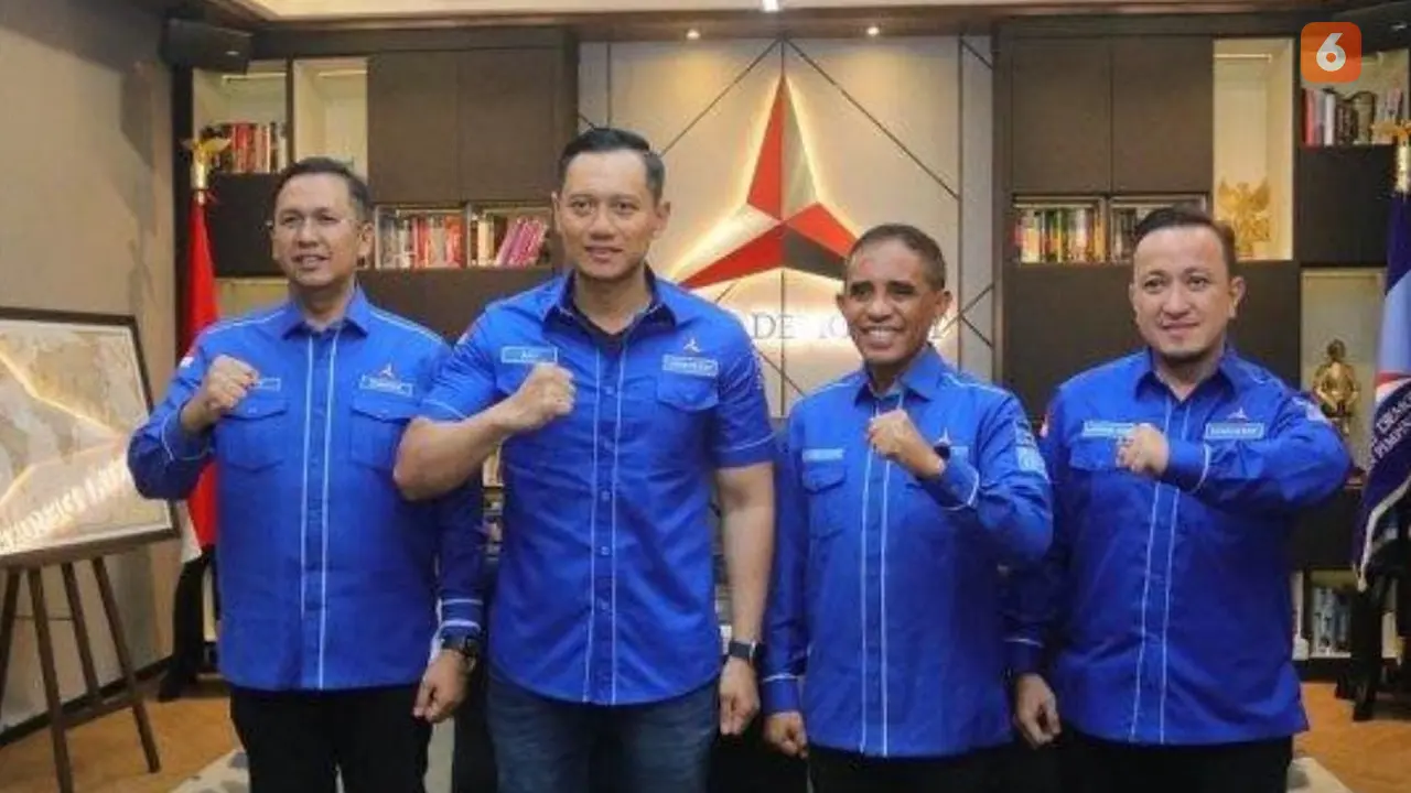AHY bersama pengurus Demokrat di Sulteng