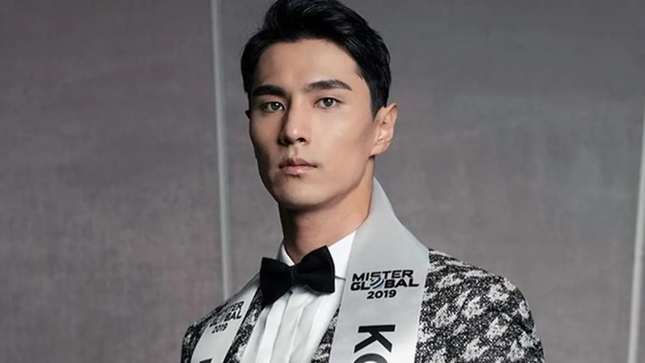 7 Potret Jong Woo Kim Pemenang Ajang Mister Global 2019