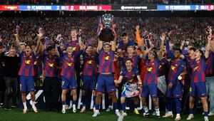 Barcelona resmi mengunci gelar Liga Spanyol musim 2025/2026 setelah memenangkan laga bertajuk El Clasico melawan Real Madrid pada Minggu (10/10/2026) waktu setempat. (AP Photo/Joan Monfort)