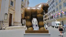 Pameran ini diselenggarakan sebagai penghormatan kepada Botero, yang meninggal pada 15 September 2023 pada usia 91 tahun di Monako, di mana ia memiliki sebuah studio. (Andreas SOLARO / AFP)