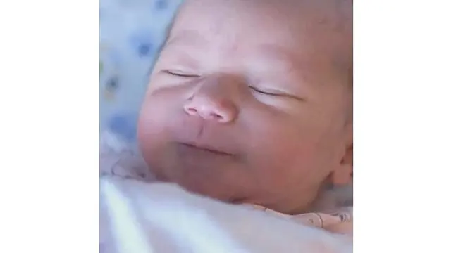 Potret Zalina anak Raisa dan Hamish Daud yang berumur 3 Bulan