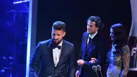 Tendangan Kalajengking Olivier Giroud mengantarkannya meraih Puskas Award 2017. (AFP)