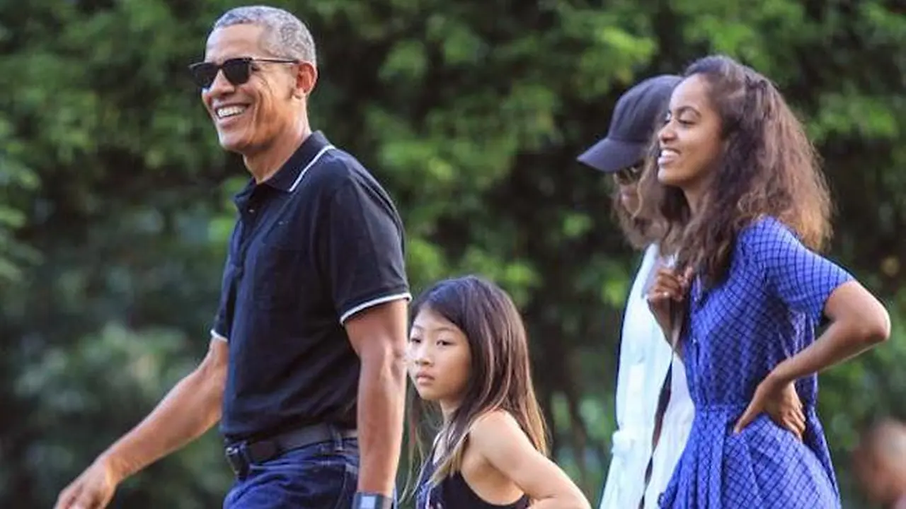 Terpukau dengan Puncak Borobudur, Ini yang Diucapkan Obama