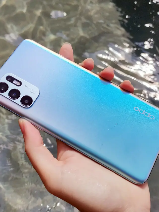 OPPO Reno6