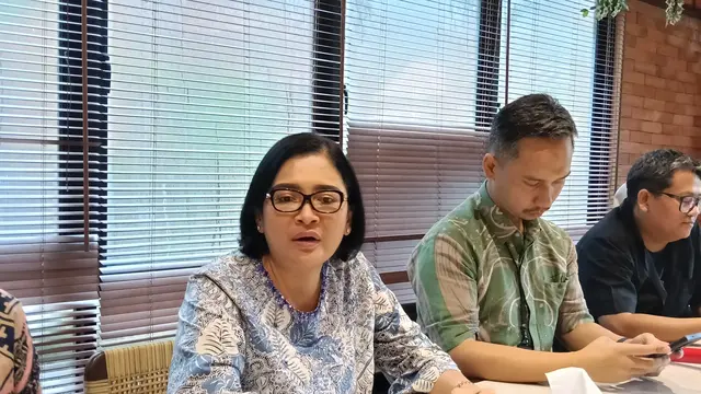 Direktur Utama Pelni Tri Andayani saat sesi temu media di Jakarta, Kamis (22/1/2026). (Foto: Liputan6.com/Maulandy R)