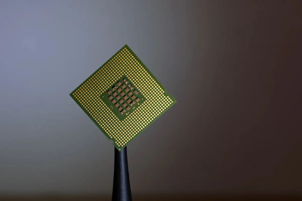 CPU