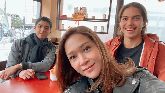 Maia Estianty Al Ghazali El Rumi