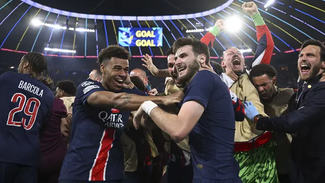 Foto: Cetak Gol dan Bawa PSG Juara Liga Champions, Khvicha Kvaratskhelia Ukir Sejarah