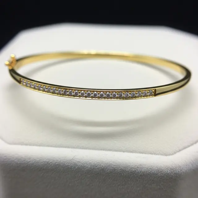 Gelang Emas Tipis Mewah tapi Ringan