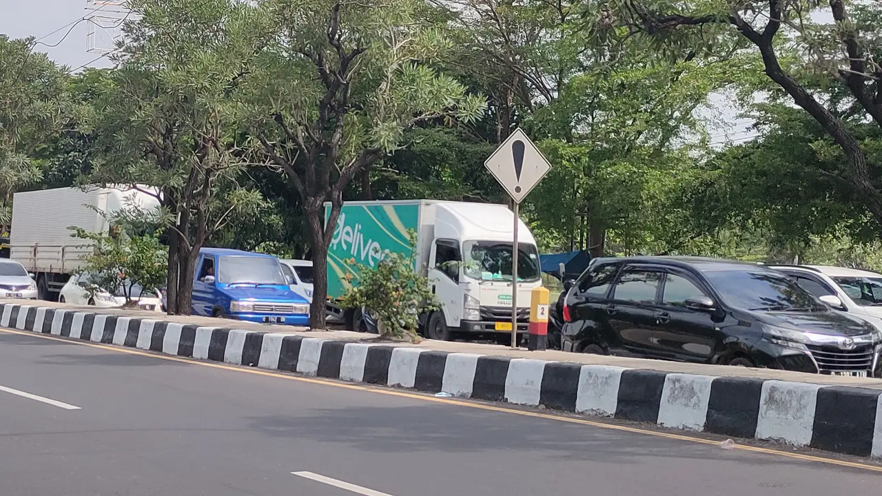 Info Mudik 2022: Jalur Pantura Cirebon Arah Jakarta Macet Imbas Penerapan One Way
