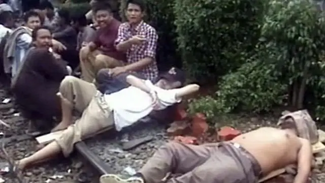 Penumpang di Stasiun Pondok Cina Terangkut Kembali