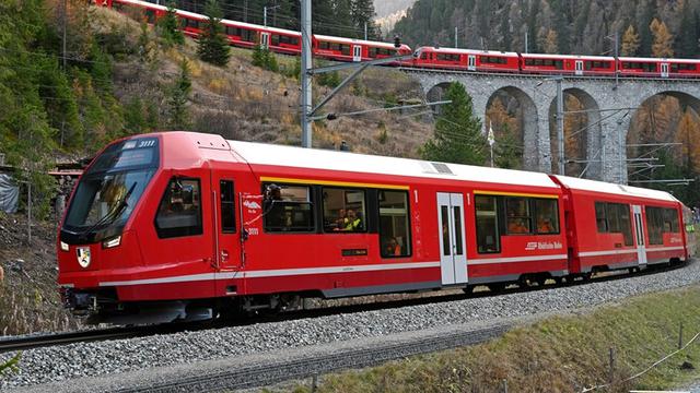 Swiss Pecahkan Rekor Kereta Penumpang Terpanjang di Dunia, Punya 25 Gerbong dan 4.550 Kursi