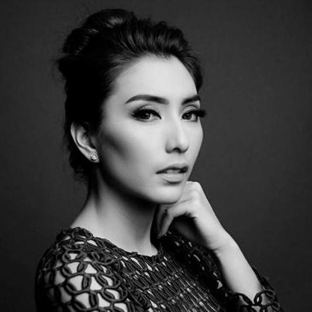 Tyas Mirasih Si Seksi Pengumbar Sensasi Showbiz Liputan6 Com