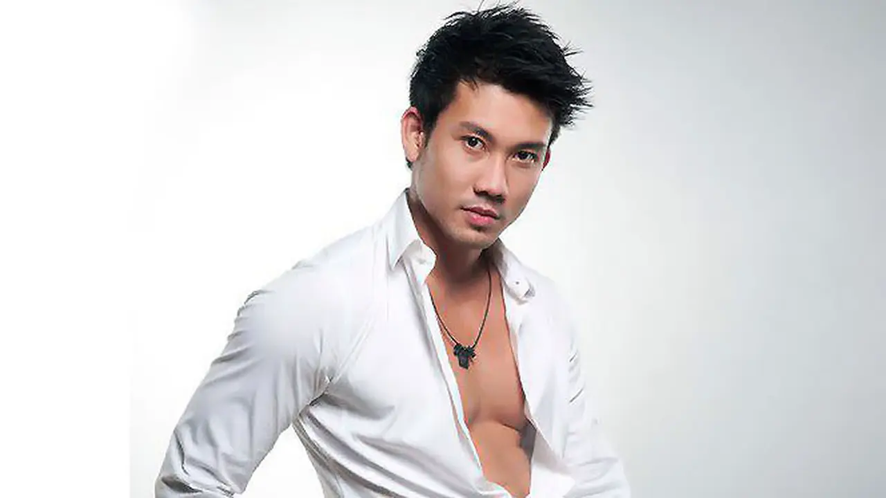 Denny Sumargo