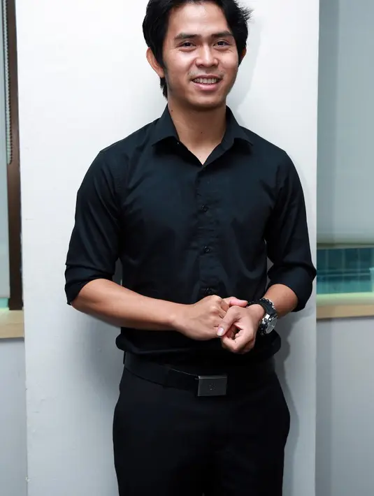 Akibat kekhawatirannya tersebut, Cakra Khan yang awalnya tak ikut berhaji, menjadi berencana ikut ke Tanah Suci demi menjaga orangtuanya. (Deki Prayoga/Bintang.com)