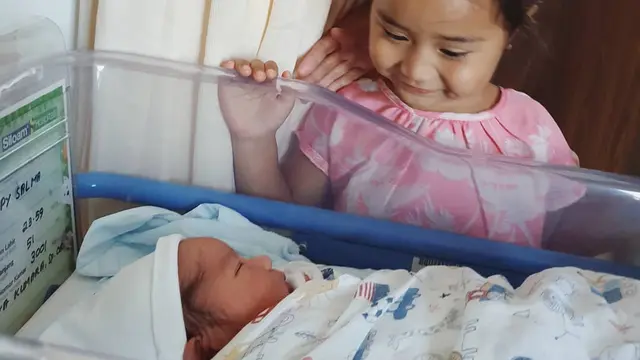 [Bintang] Happy Salma