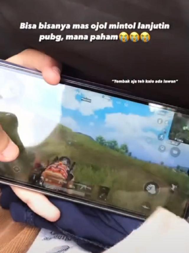 Viral, Driver Ojol Minta Tolong Penumpang Lanjutkan Main Gim Saat Dalam Perjalanan