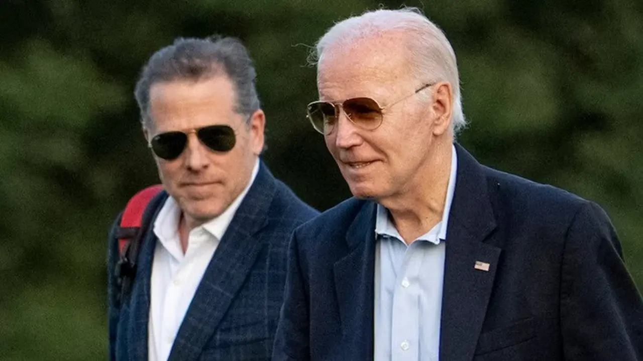 Presiden Amerika Serikat (AS) Joe Biden dan putranya Hunter Biden.