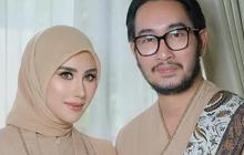 Cantik dan Elegen, Potret Syahnaz Sadiqah Pakai Kebaya Kutubaru Krem, Kental Nuansa Tradisional