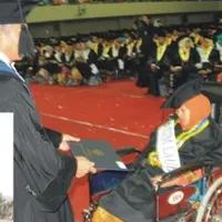 Kisah ini bakal membuatmu menitikkan air mata. Futicha Sirrulhayati Muna atau Icha meninggal beberapa jam setelah menerima gelar sarjana :'(