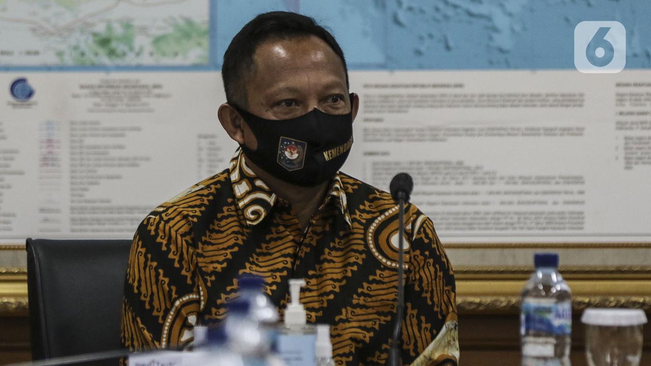 FOTO: Mendagri Tito Karnavian Sambangi KPU