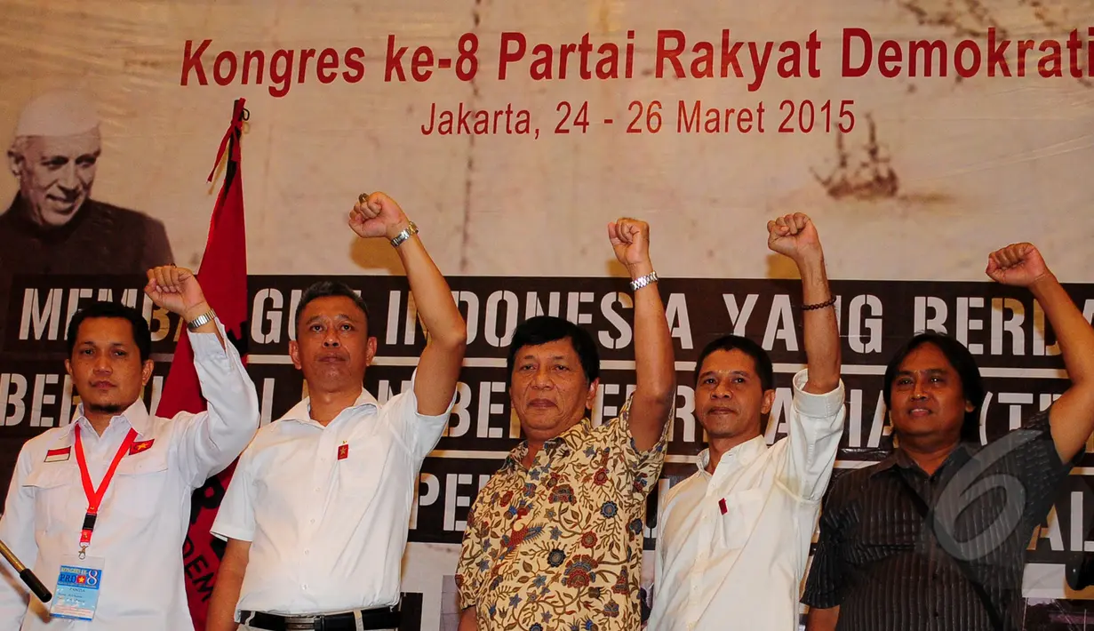 Kiri-kanan: Alif Kamal, Agus Jabo Priyono, Hariman Siregar, Dominggus Oktavianus, dan Petrus Hariyanto, Jakarta, Selasa (24/3/2015). PRD akan berjuang untuk menjadi salah satu kontestan dalam Pemilu 2019 nanti.(Liputan6.com/Yoppy Renato)