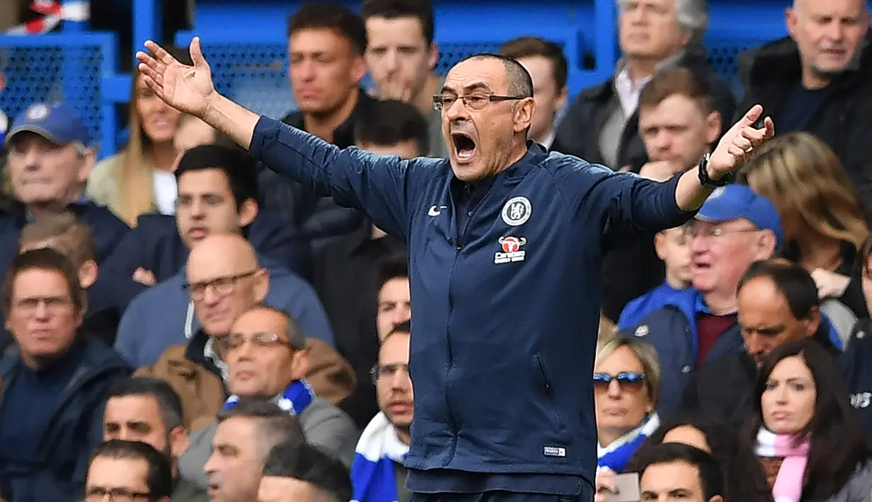 5. Maurizio Sarri. Manajer asal Italia ini hijrah ke Chelsea setelah meninggalkan Napoli pada awal musim 2018-2019. Ia dipecat petinggi Chelsea setelah berkiprah selama 351 hari, dengan raihan 1 trofi Liga Europa. (AFP/Ben Stansall)