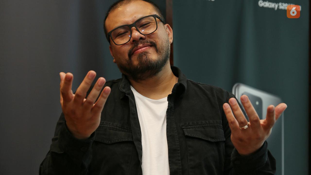 [Fimela] Joko Anwar Acara Samsung Galaxy S20