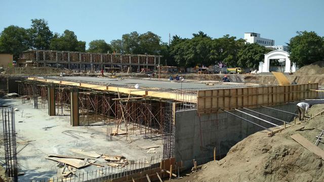 Titik Terang Misteri Temuan Benda Kuno di Proyek Revitalisasi Alun-Alun Kejaksan Cirebon