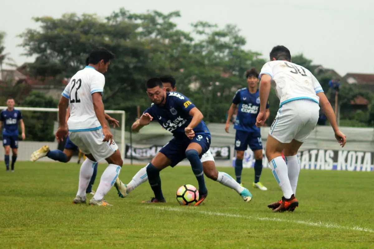 PSIS vs Arema