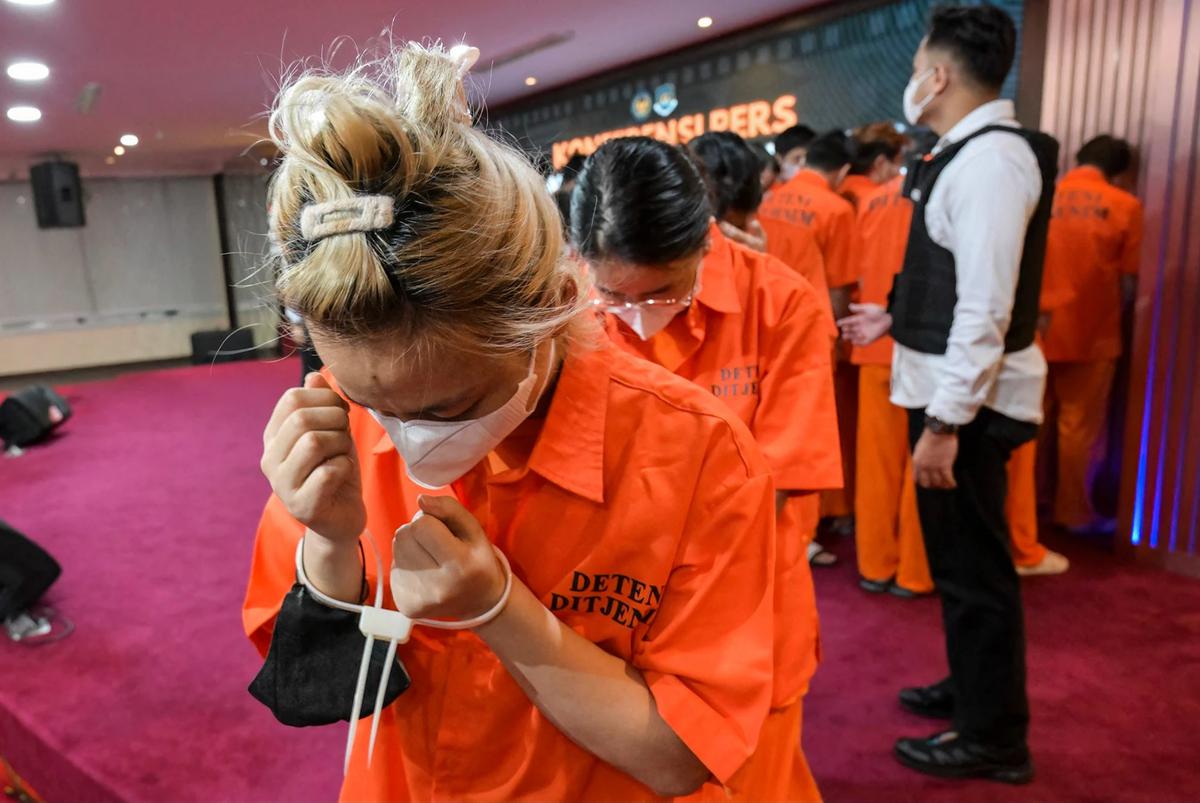 FOTO: Markas Palsu Polisi China Terbongkar di Indonesia, 27 WNA Terancam Dideportasi