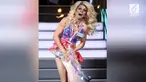 Courtney Act, salah satu peserta reality show bernasib malang. Saat acara berlangsung, tanpa disengaja rok yang dikenakannya terlepas.